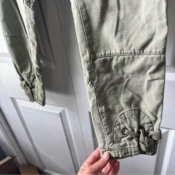 Free People Don’t Get Lost Cargo Size 4 - Picture 3 of 5